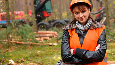 Zdjęcie zawodu Operatorka maszyn leśnych