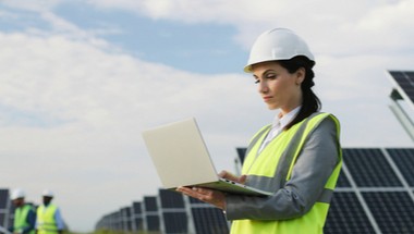 Zdjęcie zawodu Specjalistka urządzeń energetyki odnawialnej